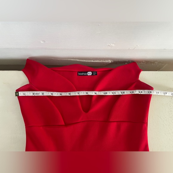 Red Boohoo Night Off Shoulder Midi Dress - Picture 5 of 11
